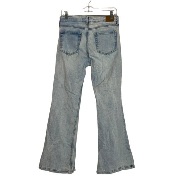 Aeropostale Light Blue Wash Low Rise Flare Distressed Denim Jeans Pants Size 8 - Picture 4 of 8